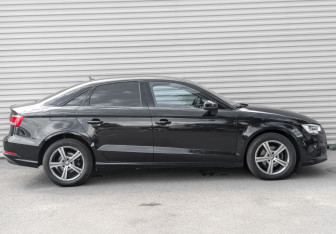 Подержанный автомобиль Audi A3 Sedan 2020 года (4 фото)