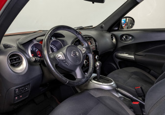 Подержанный автомобиль Nissan Juke 2014 года (15 фото)