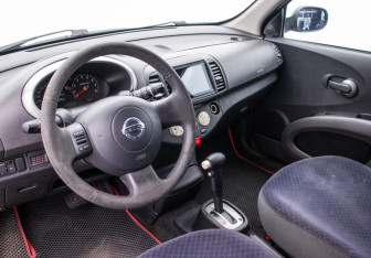 Подержанный автомобиль Nissan Micra Hatchback 2004 года (9 фото)