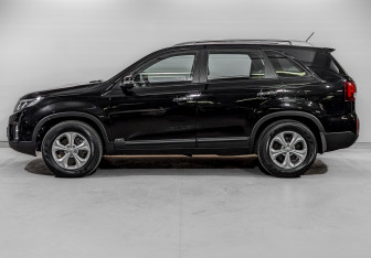 Подержанный автомобиль Kia Sorento 2020 года (8 фото)