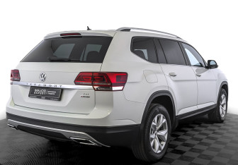 Подержанный автомобиль Volkswagen Teramont 2019 года (5 фото)