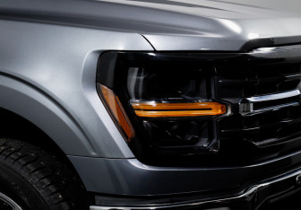 Подержанный автомобиль Ford F-150 2024 года (16 фото)