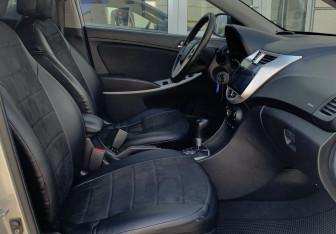 Подержанный автомобиль Hyundai Solaris Sedan 2012 года (21 фото)