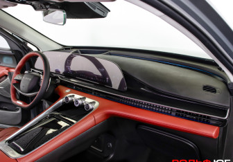 Подержанный автомобиль Exeed RX 2023 года (10 фото)