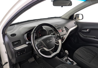 Подержанный автомобиль Kia Picanto 2015 года (15 фото)