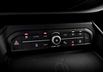 Подержанный автомобиль Haval F7 2021 года (30 фото)