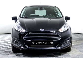 Подержанный автомобиль Ford Fiesta Hatchback 2016 года (2 фото)
