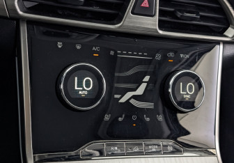 Подержанный автомобиль Exeed TXL 2022 года (20 фото)