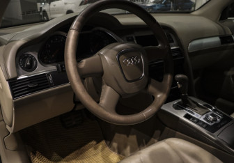Подержанный автомобиль Audi A6 Sedan 2008 года (10 фото)