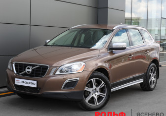 Подержанный автомобиль Volvo XC60 2012 года (1 фото)