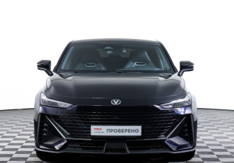 Подержанный автомобиль Changan UNI-V 2024 года (2 фото)