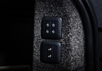 Подержанный автомобиль Land Rover Range Rover 2018 года (18 фото)