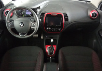 Подержанный автомобиль Renault Kaptur 2018 года (9 фото)