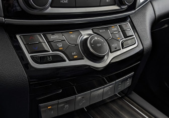 Подержанный автомобиль Haval H9 2023 года (21 фото)