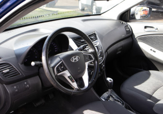 Подержанный автомобиль Hyundai Solaris Sedan 2012 года (10 фото)