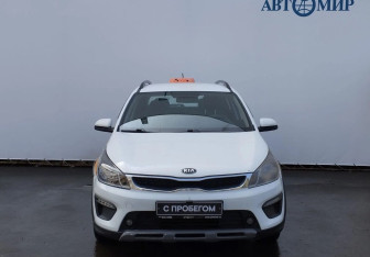 Подержанный автомобиль Kia Rio Hatchback 2019 года (2 фото)
