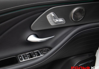 Подержанный автомобиль Chery Arrizo 8 2023 года (18 фото)