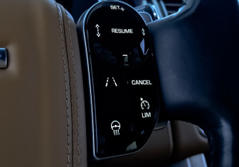 Подержанный автомобиль Land Rover Range Rover 2020 года (30 фото)
