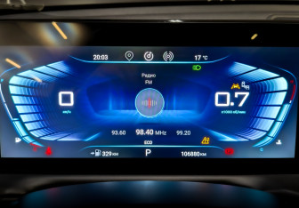 Подержанный автомобиль Exeed TXL 2022 года (13 фото)