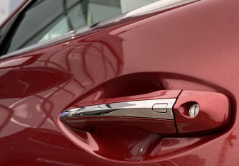 Подержанный автомобиль Infiniti Q50 2015 года (11 фото)