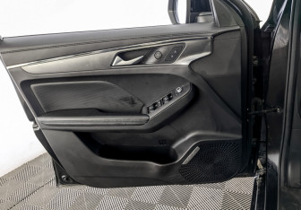 Подержанный автомобиль Haval Jolion 2022 года (19 фото)