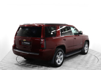 Подержанный автомобиль Chevrolet Tahoe 2016 года (5 фото)