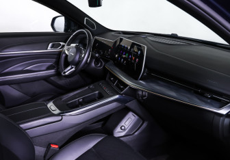 Подержанный автомобиль Haval F7 2024 года (11 фото)