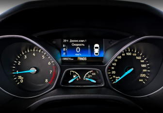 Подержанный автомобиль Ford Focus Sedan 2016 года (13 фото)