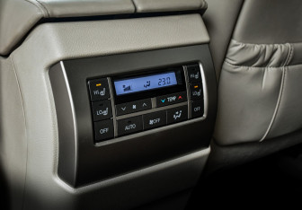 Подержанный автомобиль Lexus GX 2018 года (15 фото)