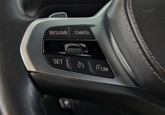 Подержанный автомобиль BMW X7 2019 года (27 фото)