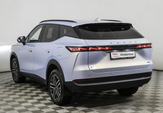 Подержанный автомобиль Omoda C7 2025 года (7 фото)