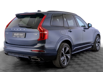 Подержанный автомобиль Volvo XC90 2020 года (5 фото)