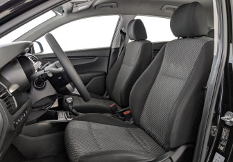 Подержанный автомобиль Kia Rio Hatchback 2020 года (18 фото)