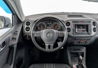 Подержанный автомобиль Volkswagen Tiguan 2016 года (21 фото)