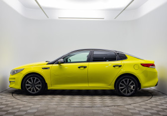 Подержанный автомобиль Kia Optima Sedan 2016 года (2 фото)