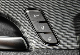 Подержанный автомобиль Hyundai Santa Fe 2021 года (15 фото)