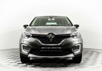 Подержанный автомобиль Renault Kaptur 2018 года (2 фото)