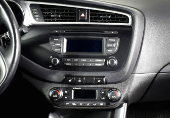 Подержанный автомобиль Kia Ceed Hatchback 2017 года (40 фото)