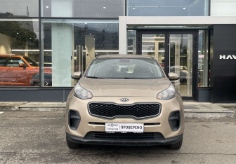 Подержанный автомобиль Kia Sportage 2018 года (2 фото)