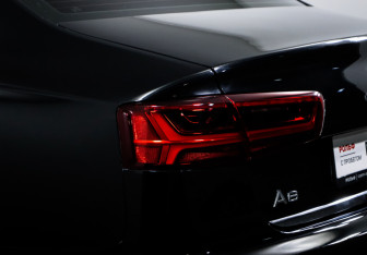 Подержанный автомобиль Audi A6 Sedan 2016 года (17 фото)