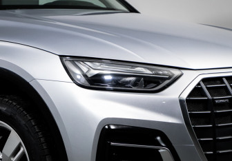 Подержанный автомобиль Audi Q5 2021 года (16 фото)