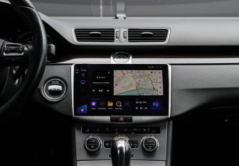 Подержанный автомобиль Volkswagen Passat CC 2013 года (10 фото)