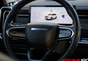 Подержанный автомобиль Jaecoo J7 2023 года (12 фото)