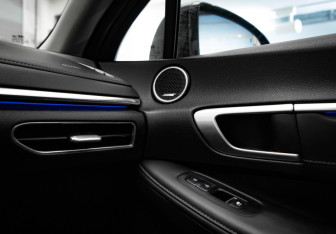 Подержанный автомобиль Hyundai Sonata 2021 года (25 фото)