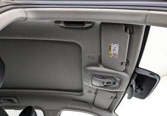 Подержанный автомобиль Wey Coffee 01 2023 года (22 фото)