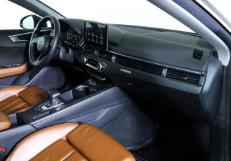 Подержанный автомобиль Audi A5 Liftback 2021 года (11 фото)