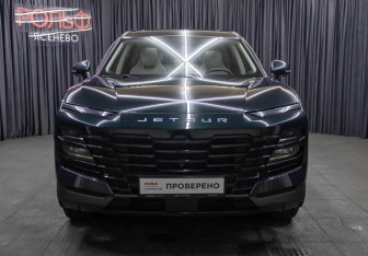 Подержанный автомобиль Jetour Dashing 2023 года (2 фото)