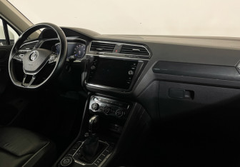 Подержанный автомобиль Volkswagen Tiguan 2018 года (9 фото)