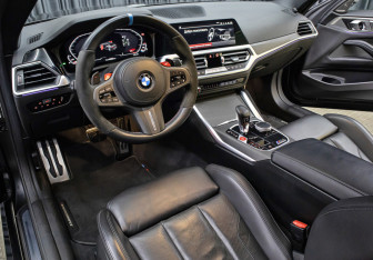 Подержанный автомобиль BMW M4 Coupe 2021 года (15 фото)
