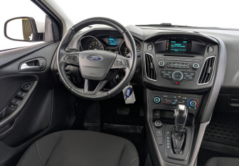Подержанный автомобиль Ford Focus Sedan 2019 года (26 фото)